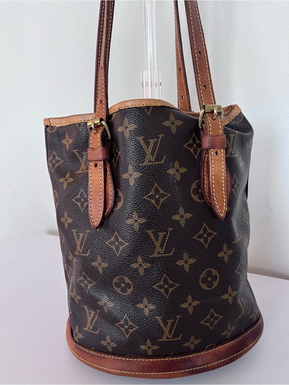 LOUIS VUITTON MONOGRAM PM BUCKET BAG - Picture 2 of 14